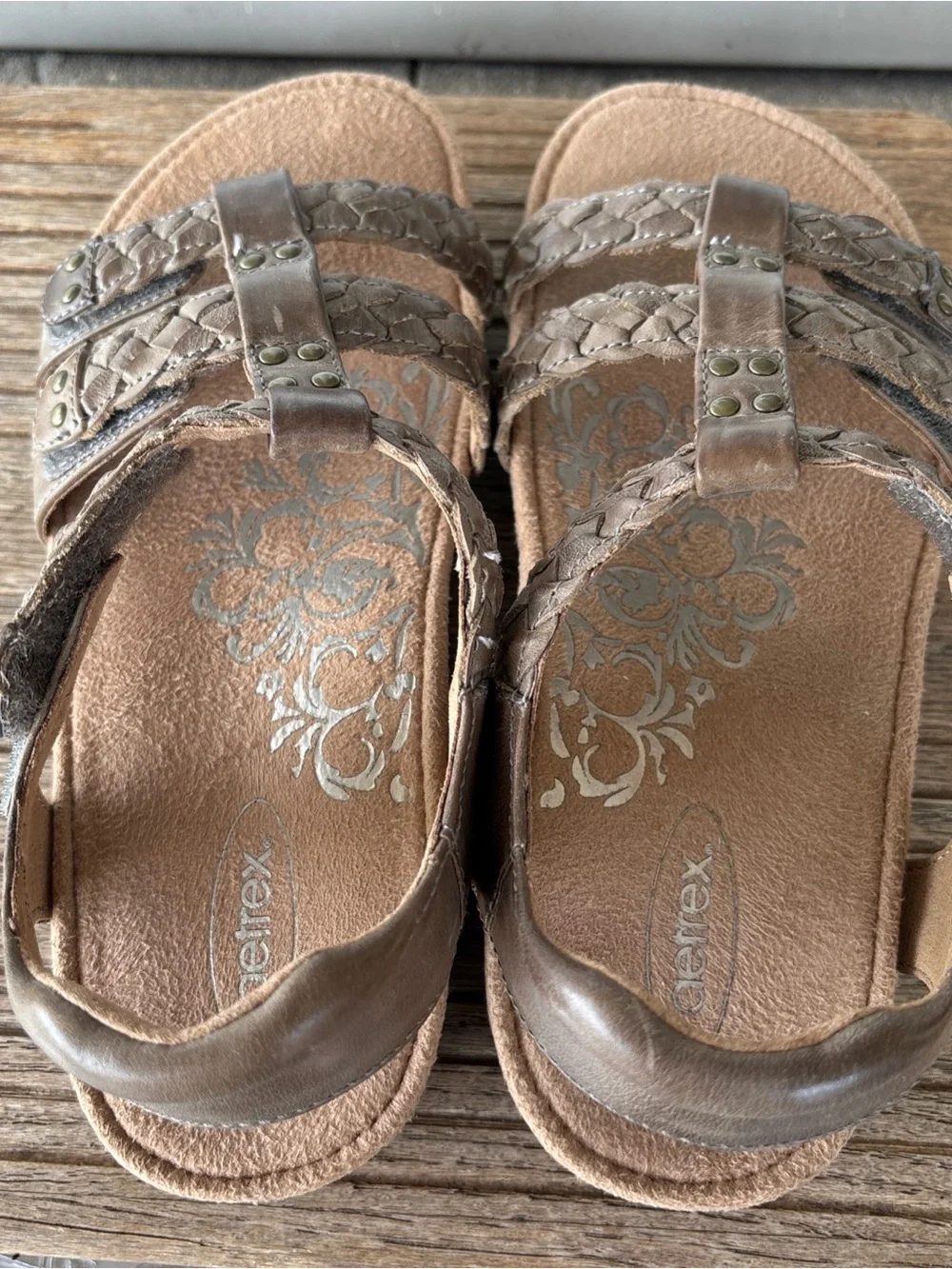 Braided Strappy Women’s Sandals in Light Brown Sz 5